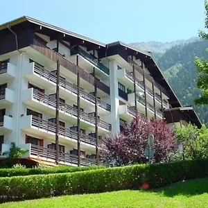 residence-les-periades-chamonix.hotels-rhonealpes.com/
