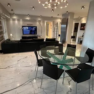 Luxury Roma